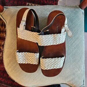 Vintage 90s Eaton's Giancarlo Rapisardi Woven White Leather Platform Sandals